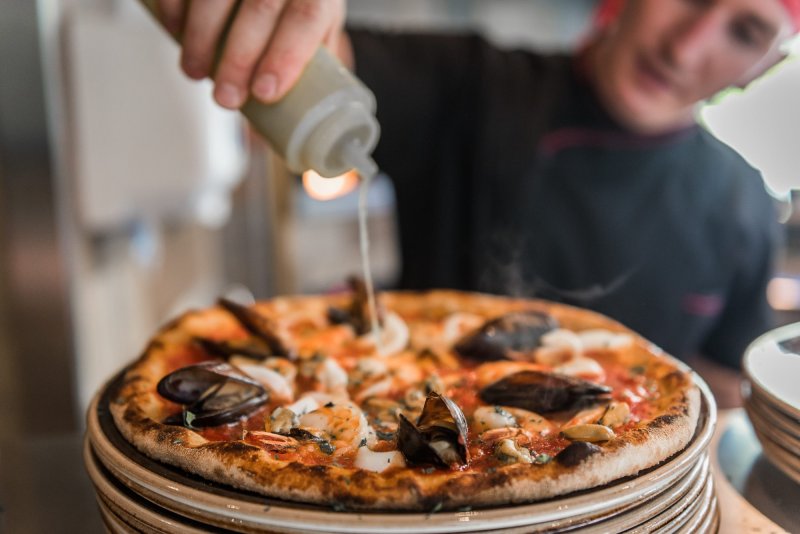 Focaccia Vs. Pizza: Hugo Chetcuti’s Pizzaiolos Highlight The Difference